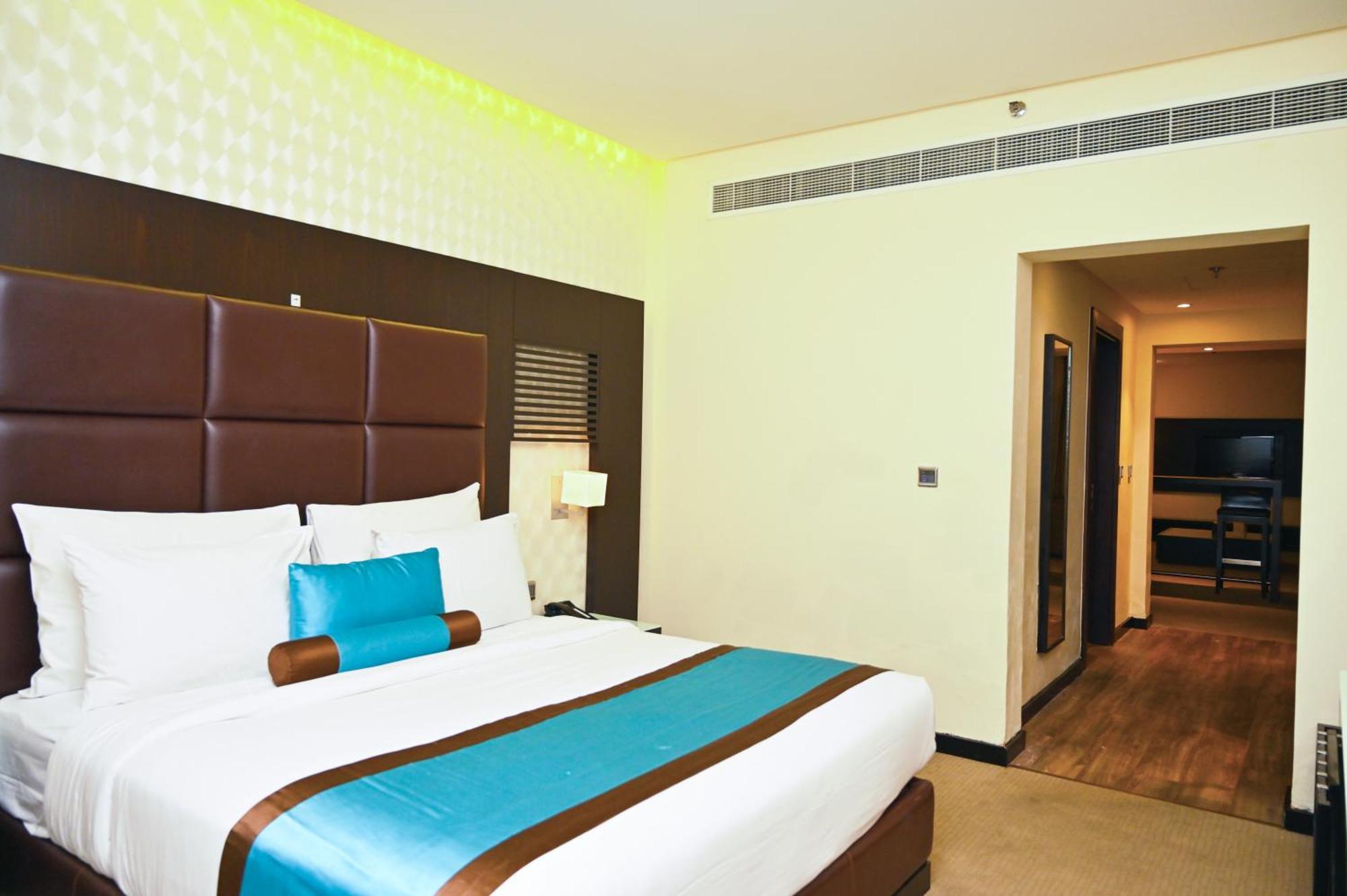 Hues Boutique Hotel Dubai Exterior foto