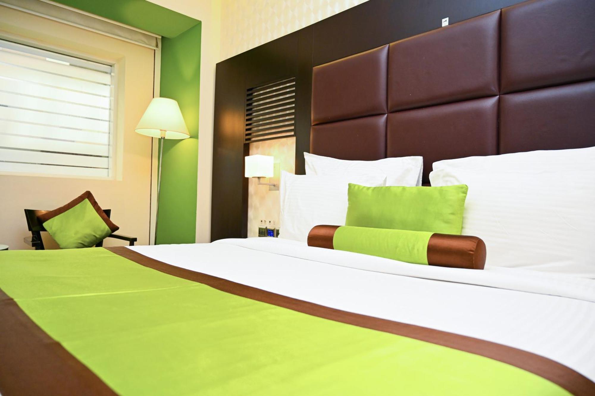 Hues Boutique Hotel Dubai Exterior foto